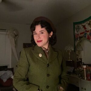 Meet your Posher, Nativity